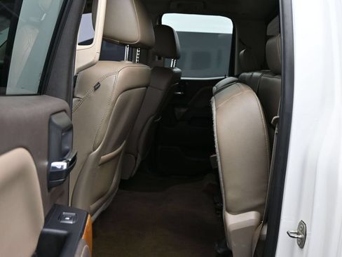 Used 2014 GMC Sierra 1500 SLT w/ SLT Preferred Package AWD/4WD image 25