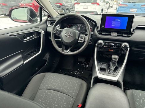 Used 2023 Toyota RAV4 XLE image 10
