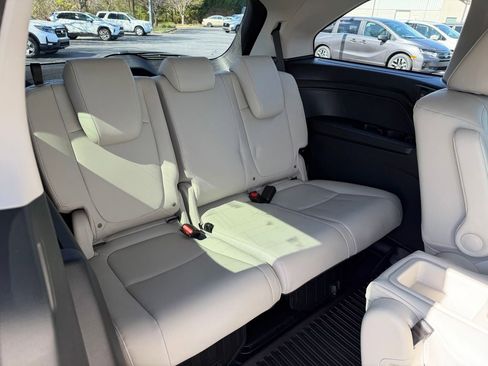 New 2026 Honda Odyssey EX-L image 16