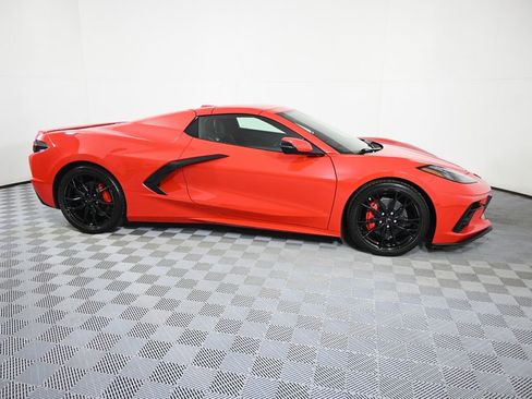 Used 2024 Chevrolet Corvette Stingray Premium Conv RWD image 8