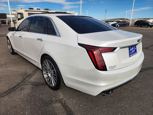 Used 2019 Cadillac CT6 Luxury w/ Driver Awareness Package image 10