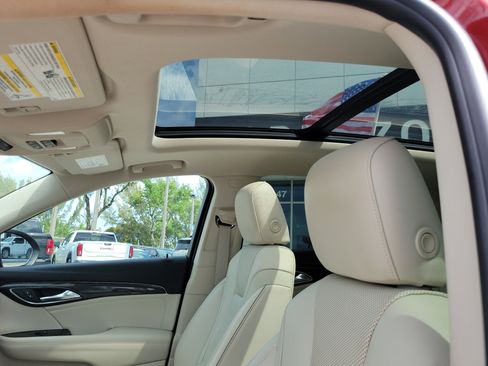 Used 2022 Buick Envision Essence w/ Safety Package image 11