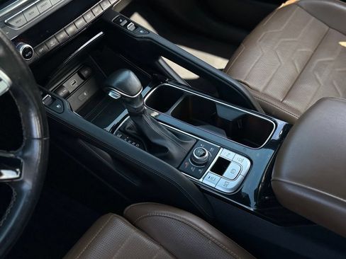 Used 2022 Kia Telluride SX w/ SX Prestige Package AWD/4WD image 25