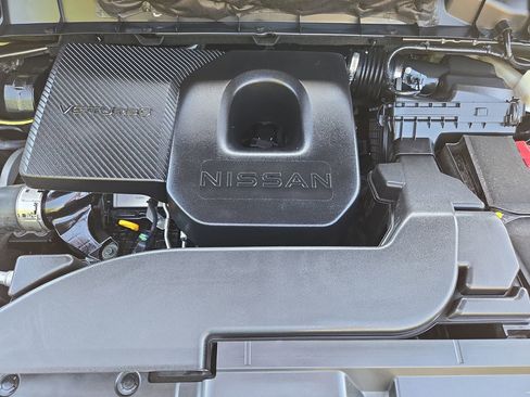 Certified 2025 Nissan Murano SV image 30