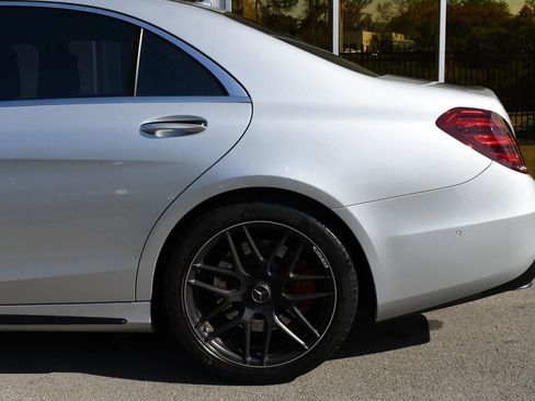 Used 2018 Mercedes-Benz S 63 AMG S 4MATIC Sedan image 16
