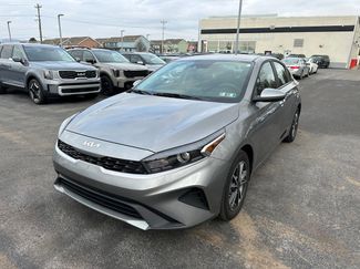 Used 2023 Kia Forte LXS video 1