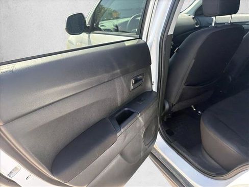 Used 2014 Mitsubishi Outlander Sport ES FWD image 20