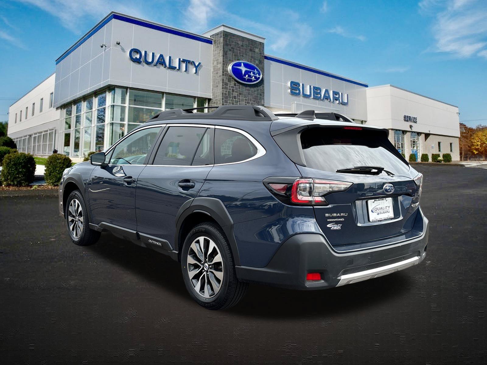 Used 2024 Subaru Outback Limited AWD/4WD image 2