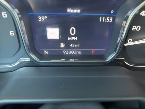 Used 2021 GMC Yukon AT4 w/ AT4 Premium Package image 20