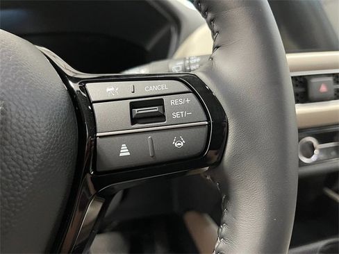 New 2026 Honda HR-V EX-L image 18