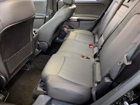 Certified 2025 Mercedes-Benz GLB 250 image 18