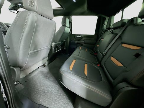 Used 2023 GMC Sierra 2500 AT4 w/ AT4 Premium Plus Package image 24