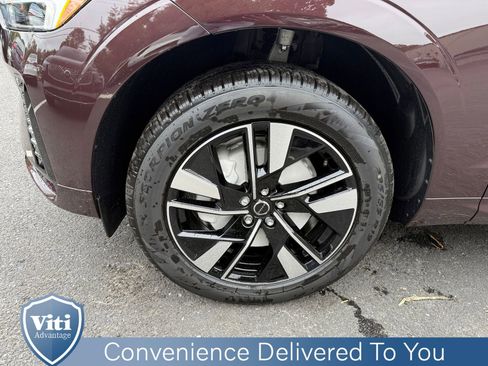 Certified 2026 Volvo XC60 B5 Core w/ Protection Package Premier AWD/4WD image 10