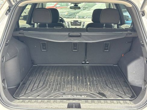 Used 2024 Chevrolet Equinox LT FWD image 18
