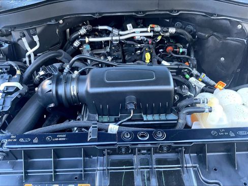 Used 2023 Ford Explorer XLT w/ Equipment Group 202A image 34