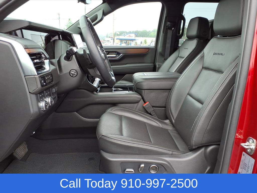Used 2026 GMC Yukon XL Denali w/ Denali Reserve Package AWD/4WD image 9