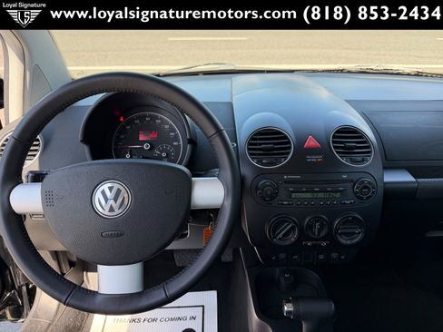 Used 2009 Volkswagen Beetle S FWD image 14