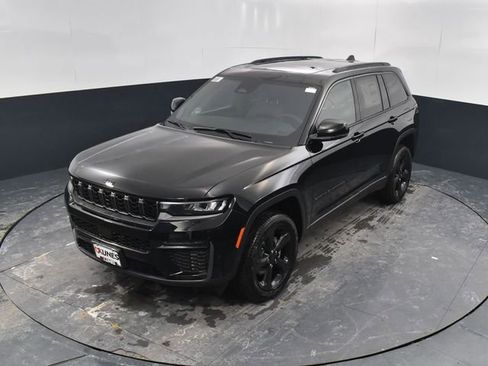 New 2026 Jeep Grand Cherokee Limited AWD/4WD image 39