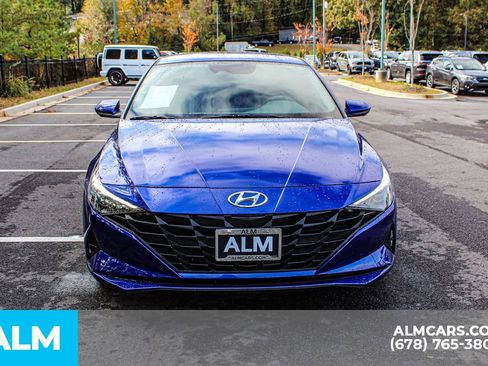 Used 2023 Hyundai Elantra Blue image 10