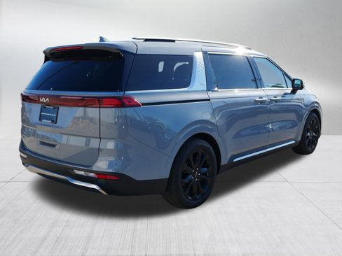 Certified 2024 Kia Carnival SX Prestige image 7