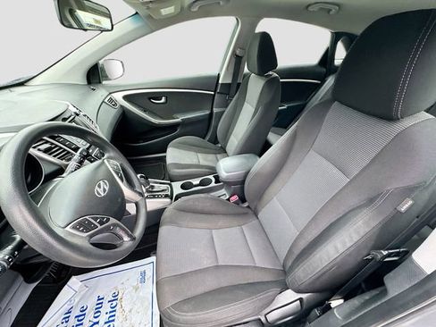 Used 2014 Hyundai Elantra GT image 21