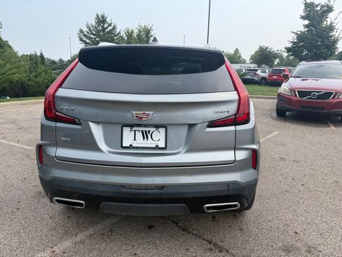 Used 2025 Cadillac XT4 Premium Luxury AWD/4WD image 6