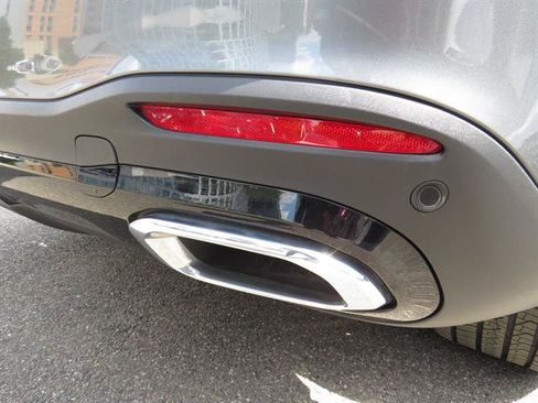 Used 2023 Mercedes-Benz GLE 350 4MATIC image 33