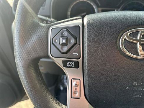 Certified 2016 Toyota 4Runner SR5 AWD/4WD image 19