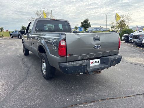 Used 2011 Ford F250 XL w/ Skid Plate Pkg image 5