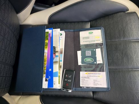 Used 2019 Land Rover Range Rover Sport HSE Dynamic image 34