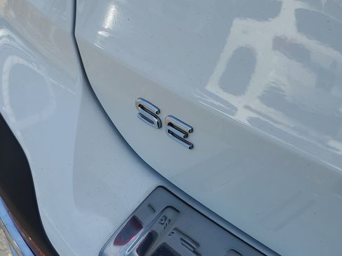 Certified 2024 Volkswagen Taos SE image 11