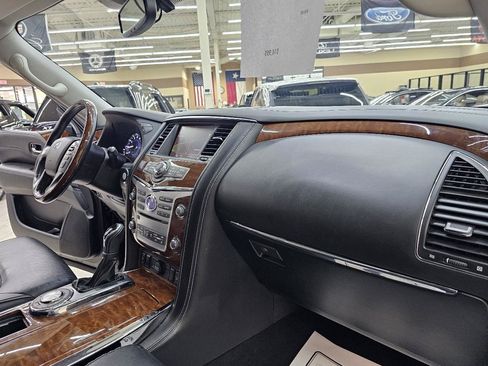 Used 2018 INFINITI QX80 2WD w/ Driver Assistance Package image 23