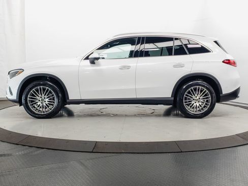 Certified 2026 Mercedes-Benz GLC 300 4MATIC image 4