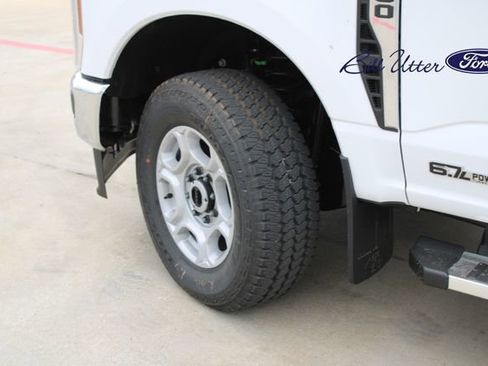 New 2026 Ford F250 XLT w/ XLT Premium Package image 5