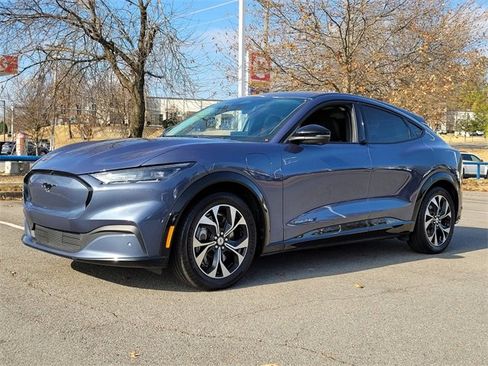 Used 2021 Ford Mustang Mach-E Premium image 4