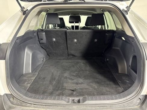Used 2023 Toyota RAV4 LE AWD/4WD image 21