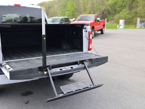 Certified 2022 Ford F150 XL w/ STX Appearance Package AWD/4WD image 12