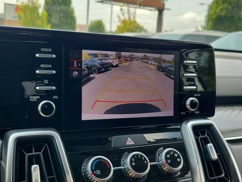 Used 2022 Kia Sorento LX FWD image 21