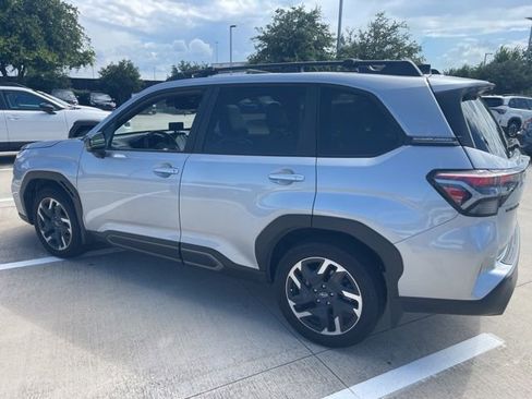 Used 2025 Subaru Forester Limited w/ Popular Package #1 AWD/4WD image 4