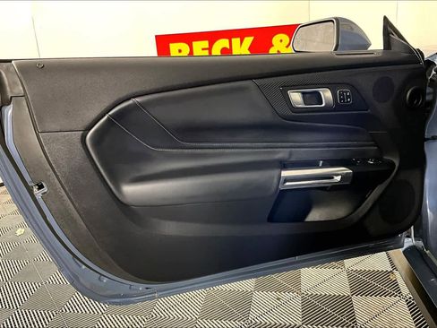 Used 2024 Ford Mustang GT Premium image 38