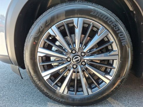 New 2026 Nissan Pathfinder Platinum w/ Cargo Package AWD/4WD image 4