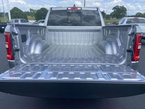 New 2025 RAM 1500 Laramie w/ Sport Appearance Package AWD/4WD image 18