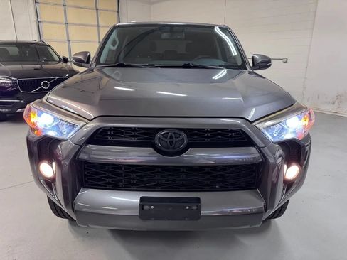Used 2014 Toyota 4Runner SR5 Premium w/ Convenience Package AWD/4WD image 8