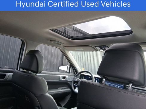 Used 2025 Hyundai Santa Fe Limited image 14