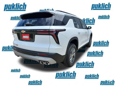 New 2026 Chevrolet Traverse LT FWD image 6