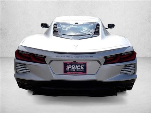Used 2020 Chevrolet Corvette Stingray Preferred Cpe w/ 2LT Preferred Equipment Group RWD image 3