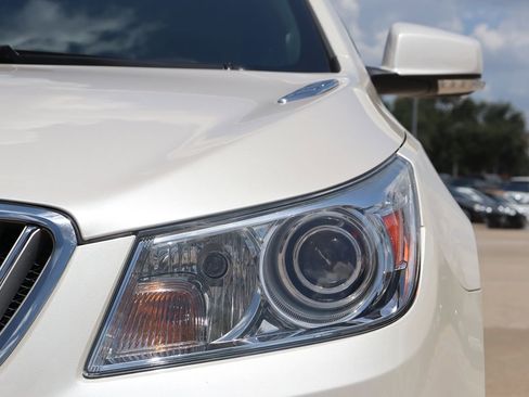 Used 2012 Buick LaCrosse Touring image 6