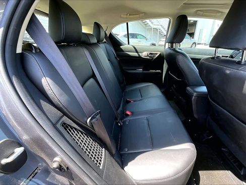 Used 2014 Lexus CT 200h FWD image 20