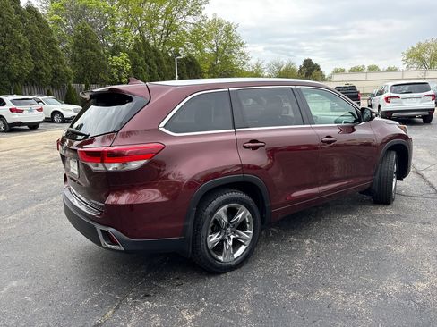 Used 2017 Toyota Highlander Limited AWD/4WD image 5