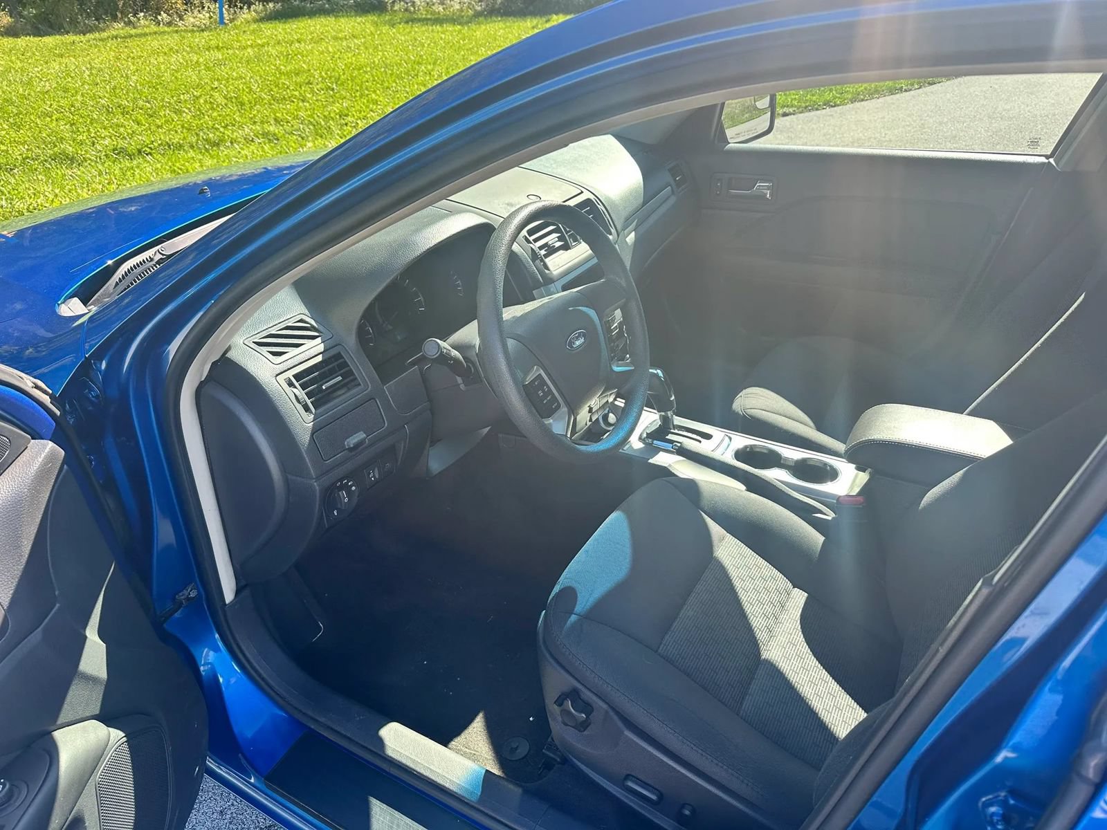 Used 2012 Ford Fusion SE FWD image 11